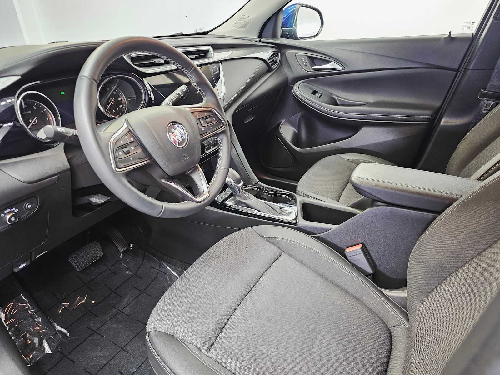 Thumbnail: 2022 Buick Encore GX - 2