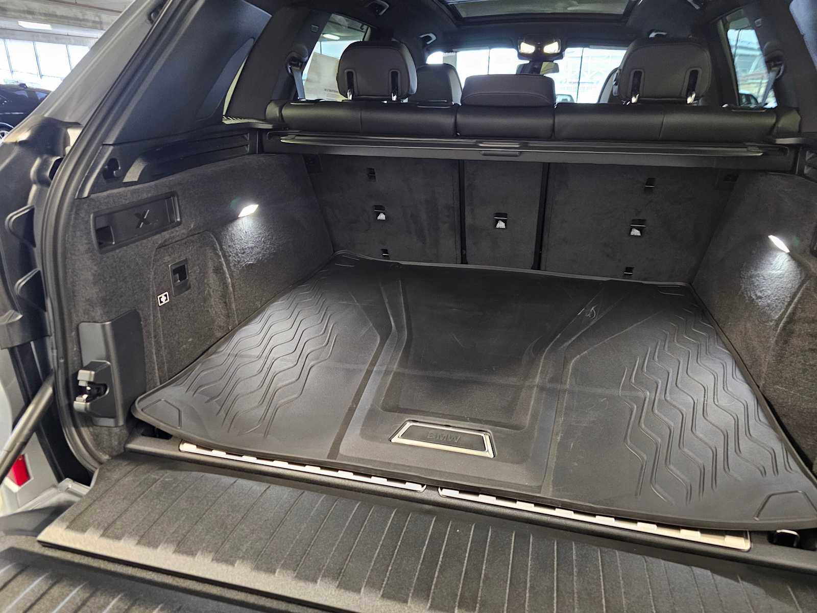 Thumbnail: 2026 BMW X5 - 44