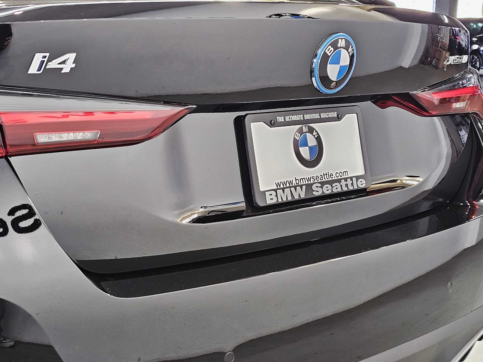 Thumbnail: 2025 BMW i4 - 7