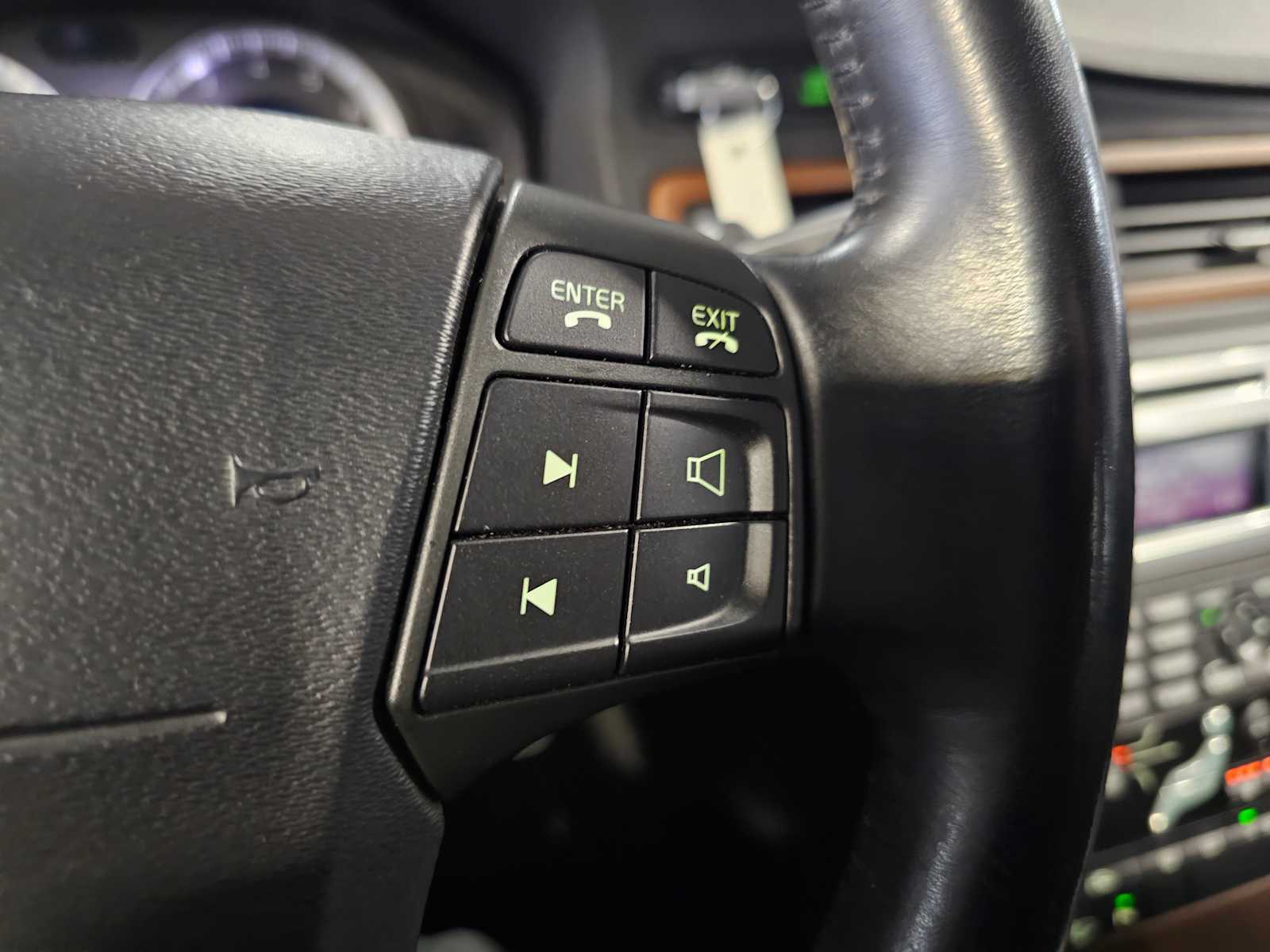 Thumbnail: 2009 Volvo XC70 - 18