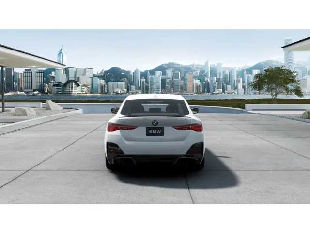 Thumbnail: 2026 BMW i4 - 5