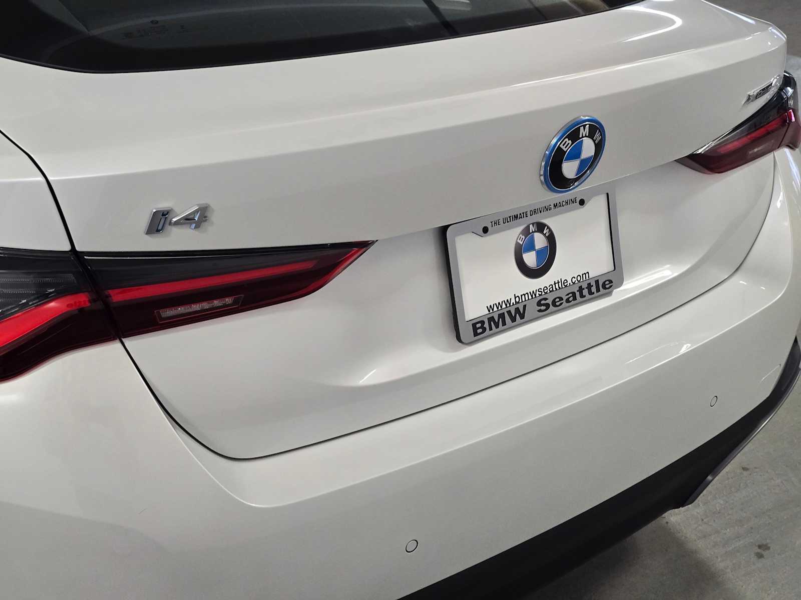 Thumbnail: 2025 BMW i4 - 7