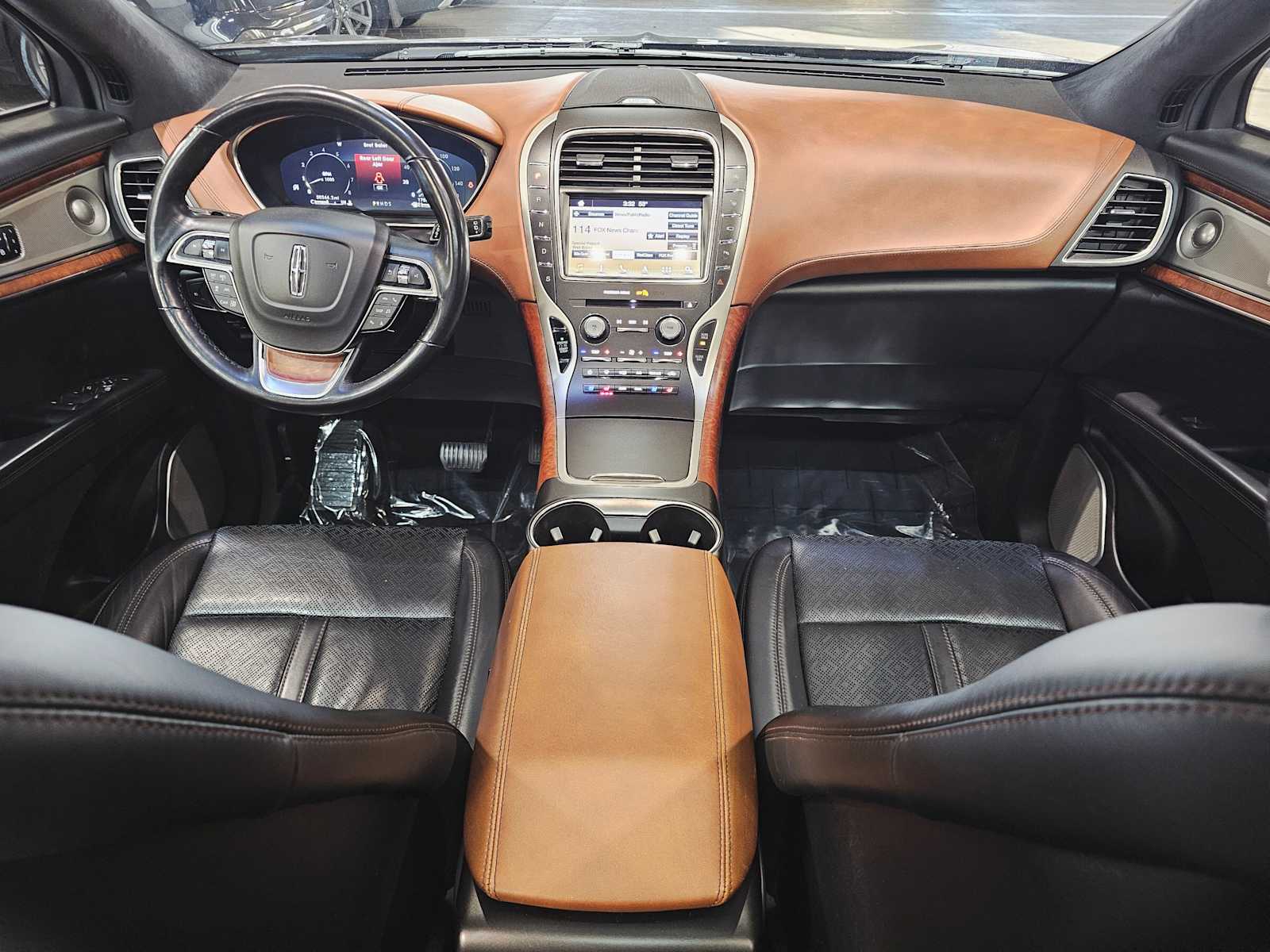 Thumbnail: 2019 Lincoln Nautilus - 10