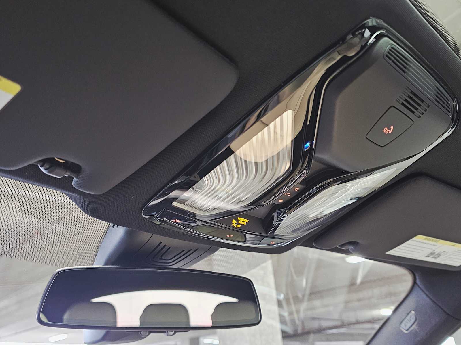 Thumbnail: 2025 BMW i4 - 18