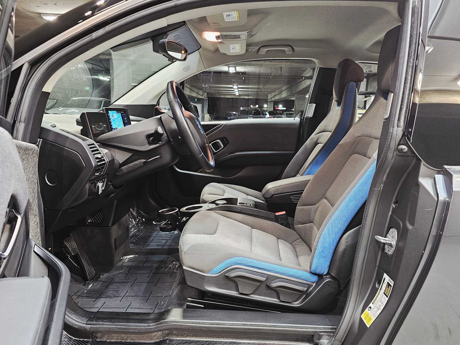 Thumbnail: 2018 BMW i3 - 23