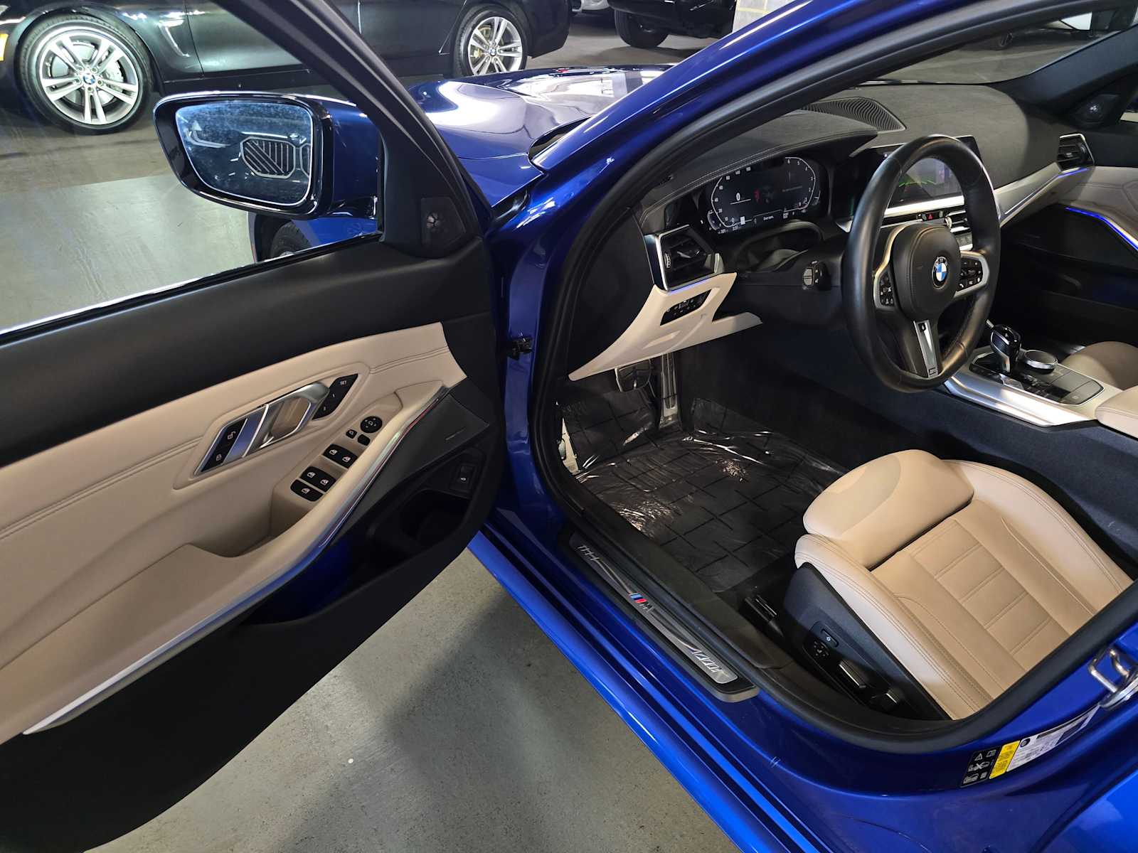 Thumbnail: 2019 BMW 3 Series - 24