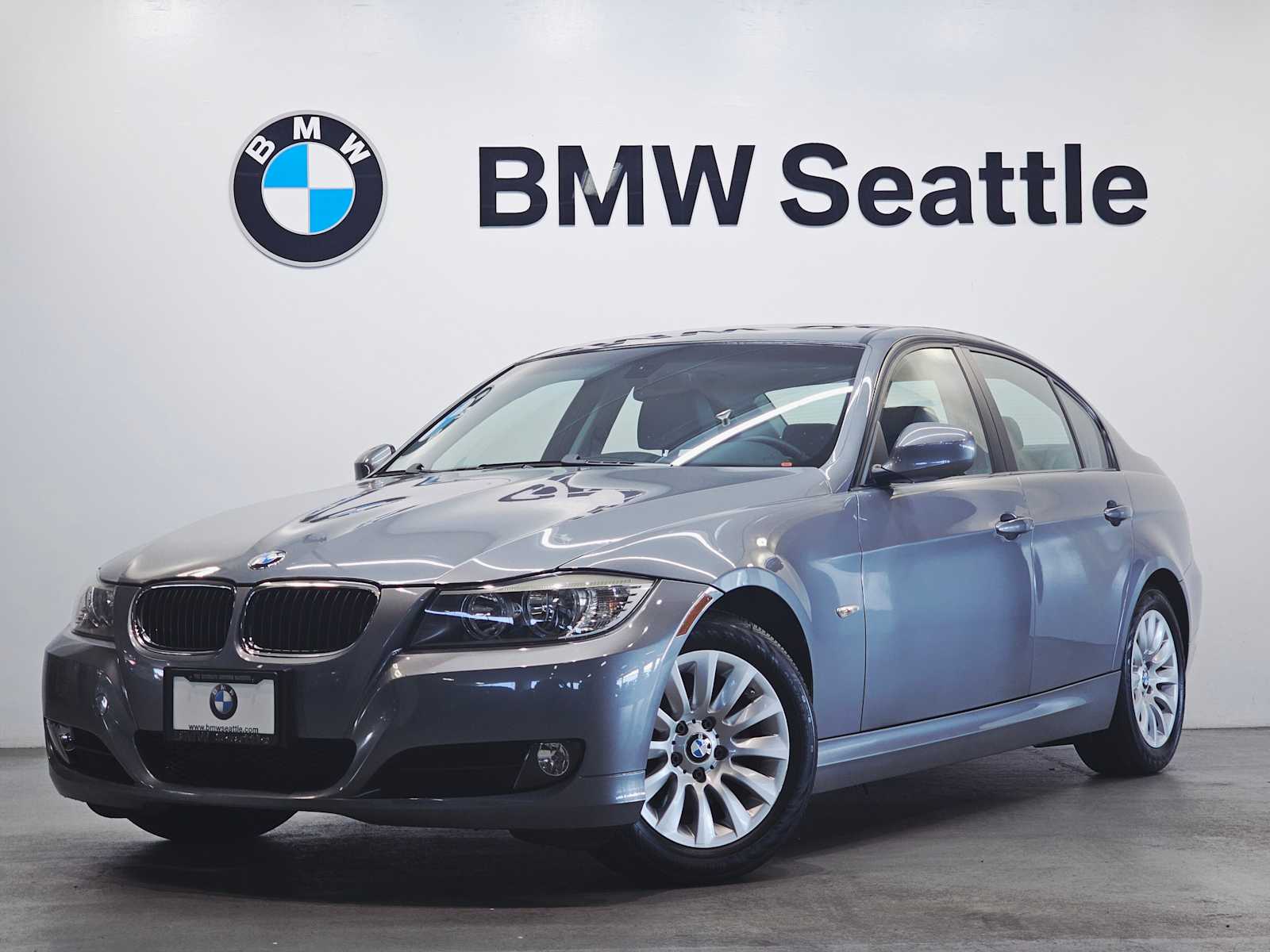 Thumbnail: 2009 BMW 3 Series - 1