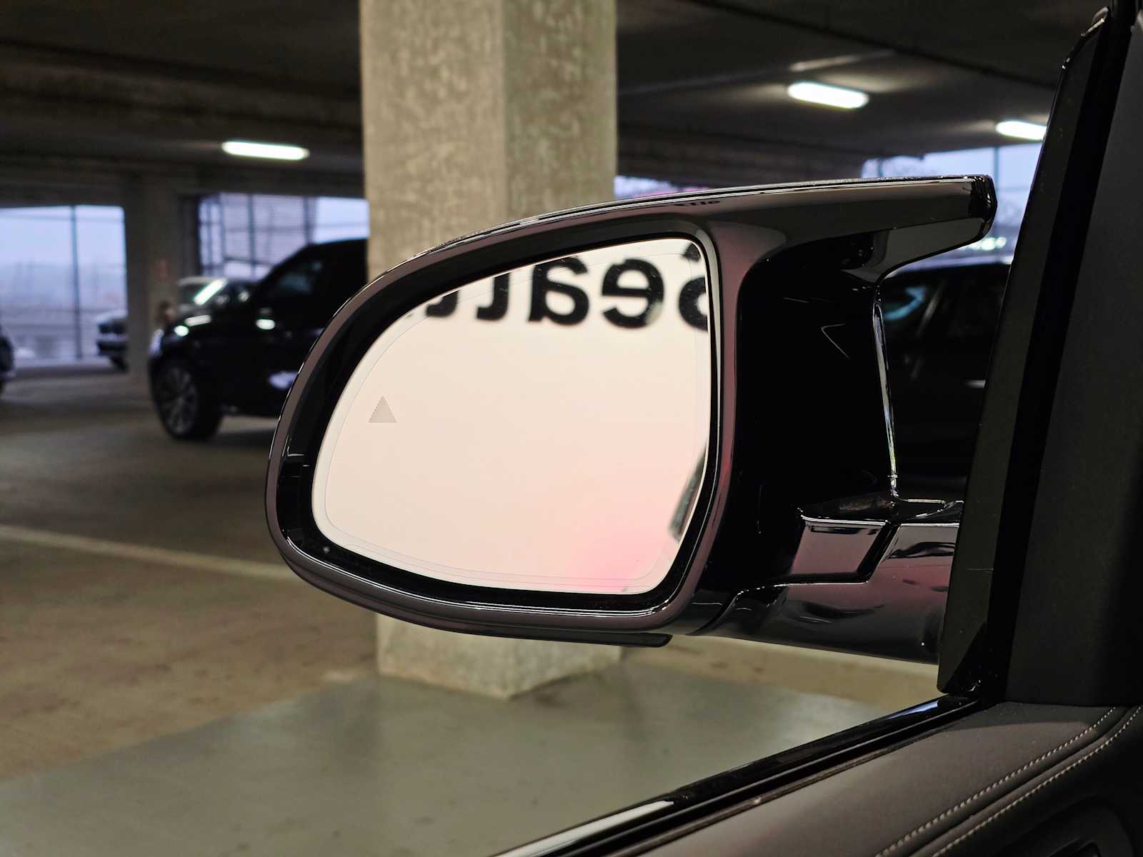 Thumbnail: 2026 BMW X7 - 20