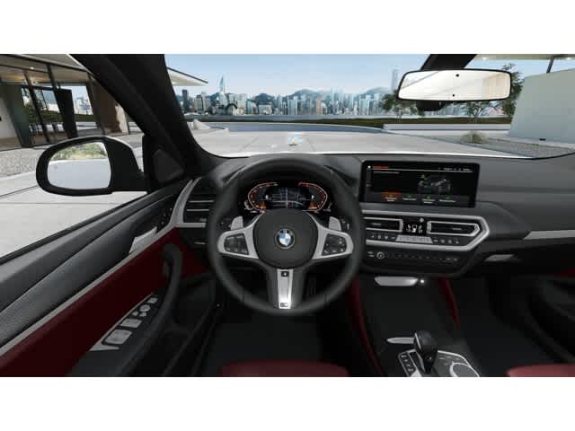 Thumbnail: 2025 BMW X4 - 13