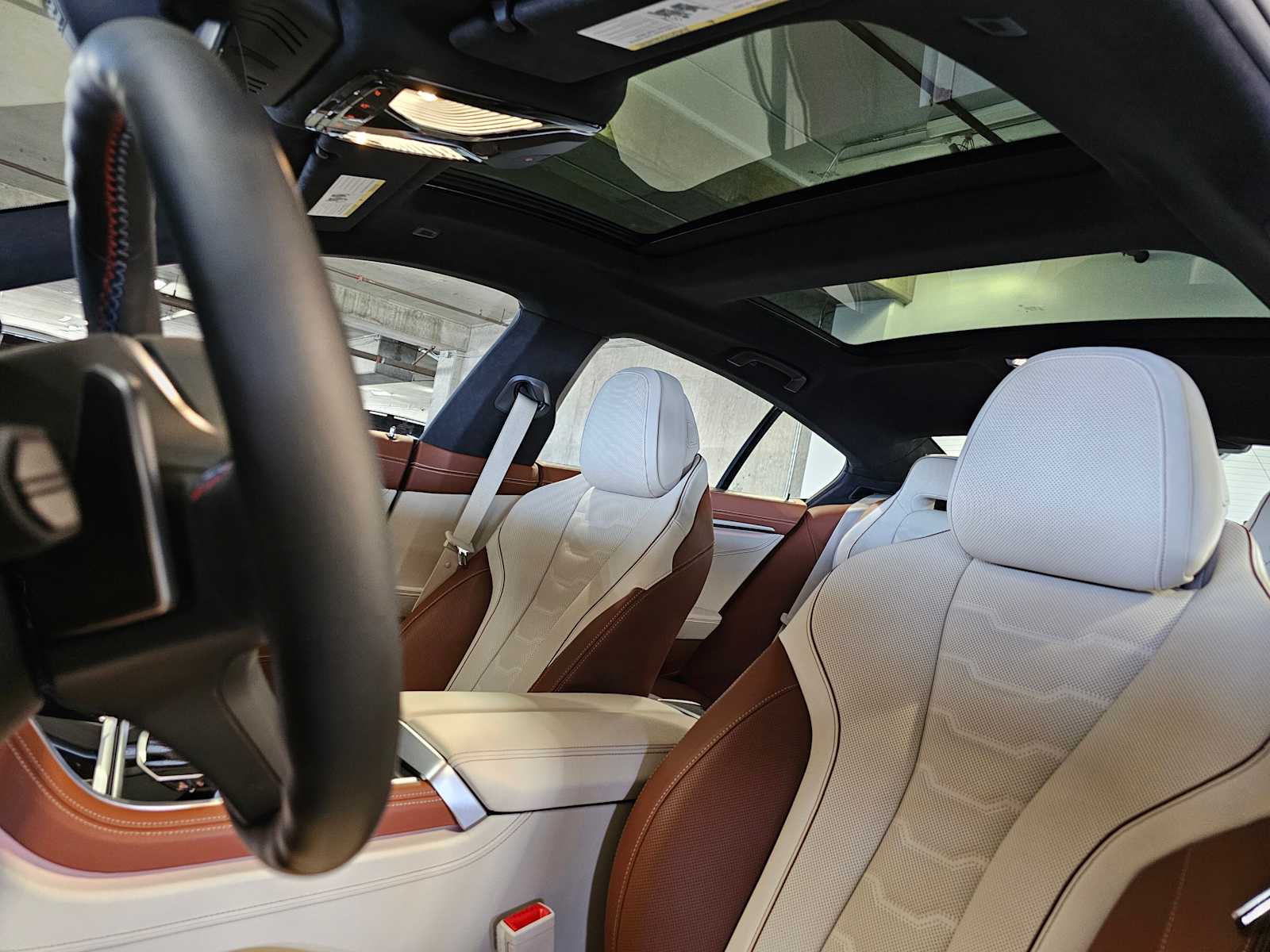 Thumbnail: 2025 BMW 8 Series - 33