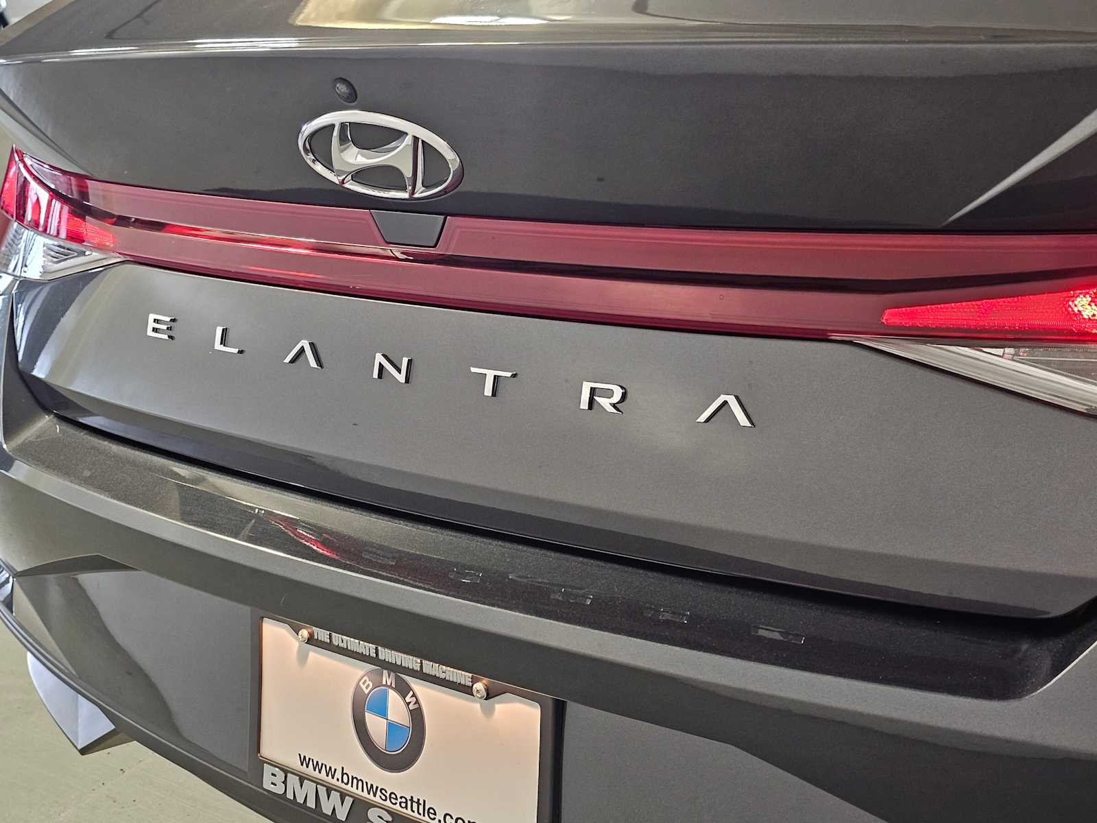 Thumbnail: 2022 Hyundai Elantra - 7
