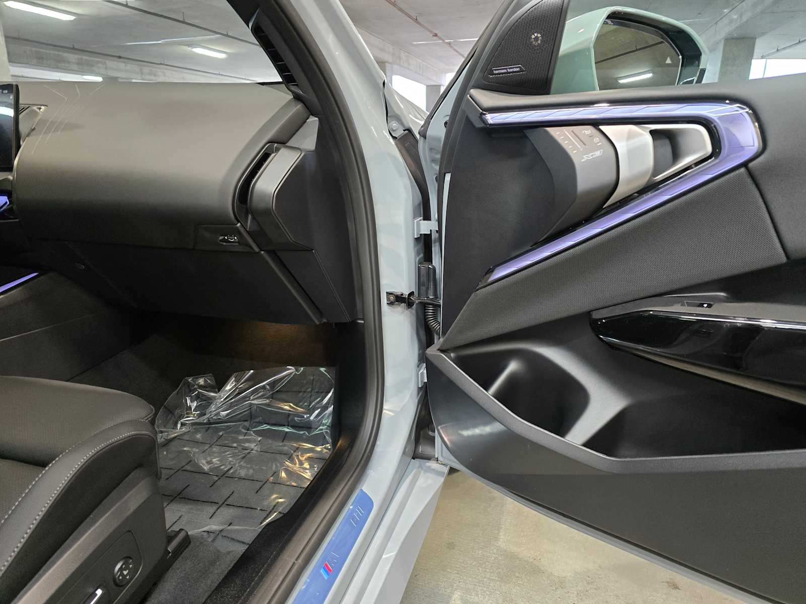 Thumbnail: 2026 BMW X3 - 29