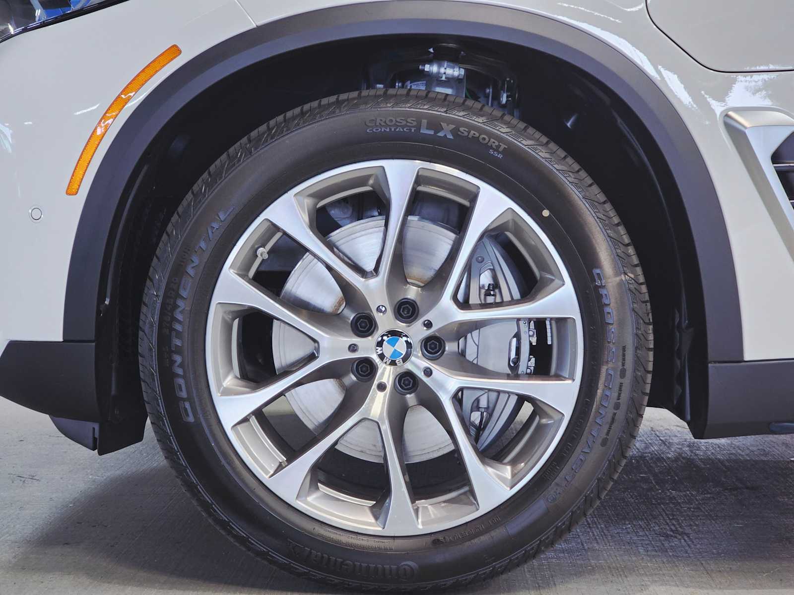 Thumbnail: 2026 BMW X5 - 8