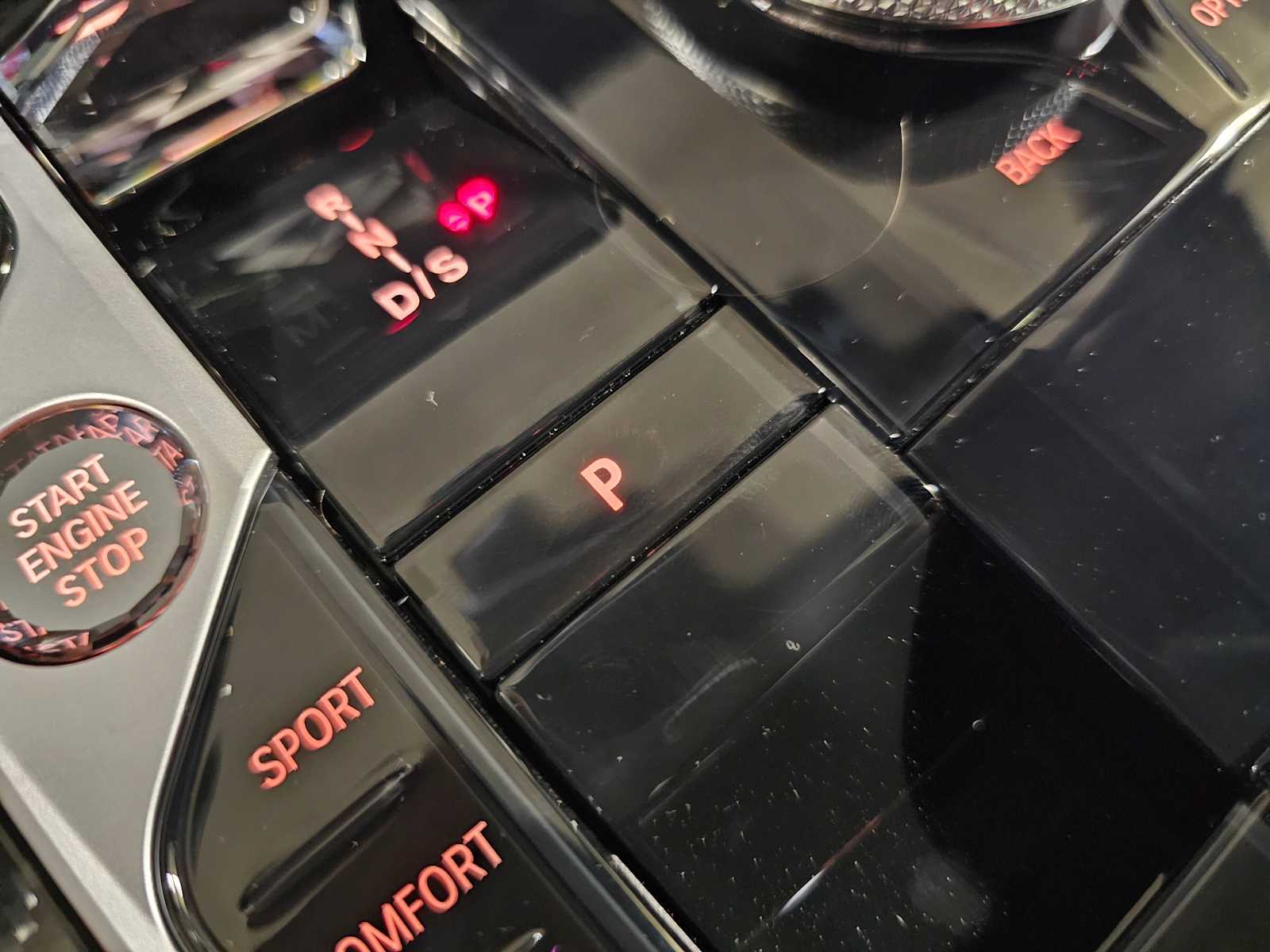 Thumbnail: 2026 BMW X6 - 27