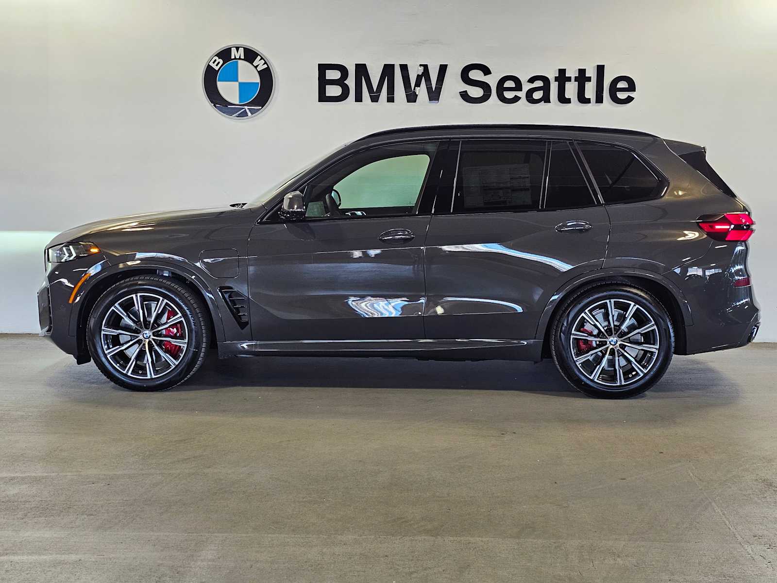 Thumbnail: 2026 BMW X5 - 3