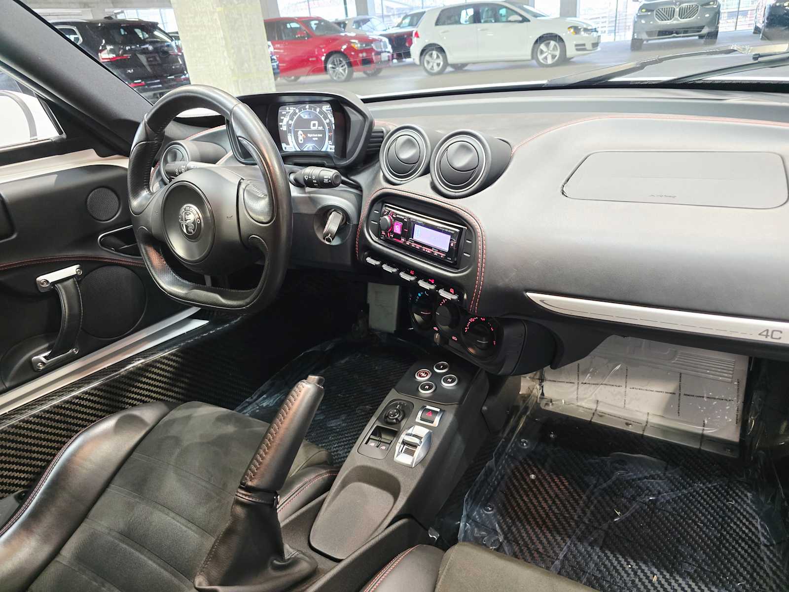 Thumbnail: 2018 Alfa Romeo 4C - 25