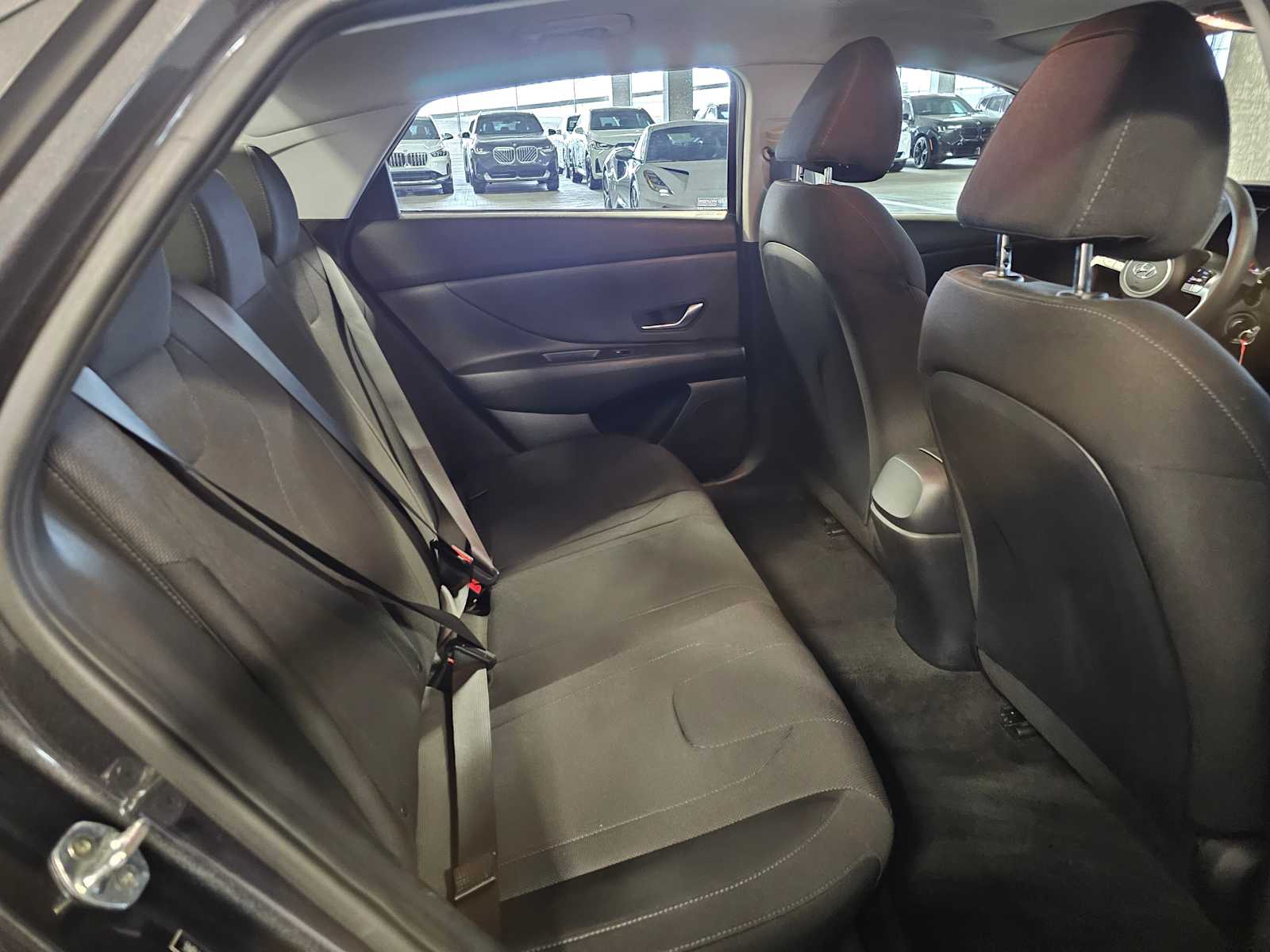 Thumbnail: 2022 Hyundai Elantra - 31