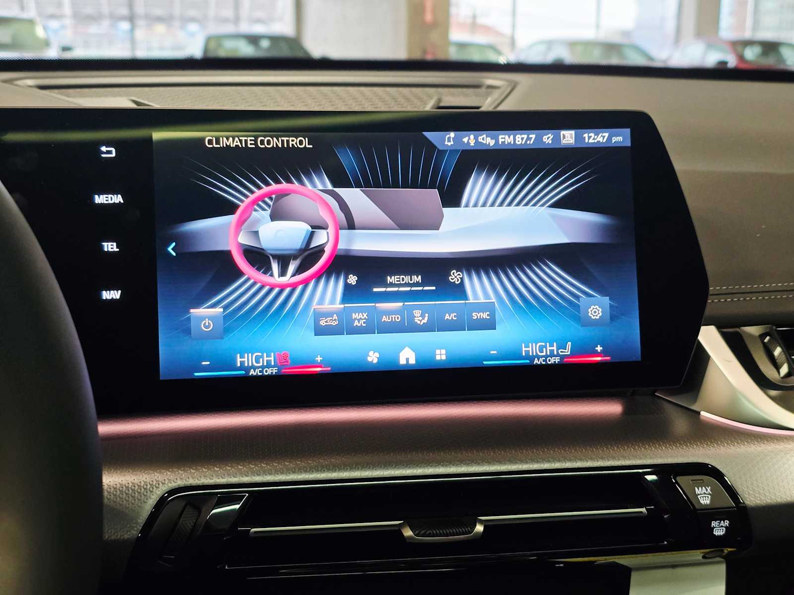 Thumbnail: 2026 BMW X1 - 15