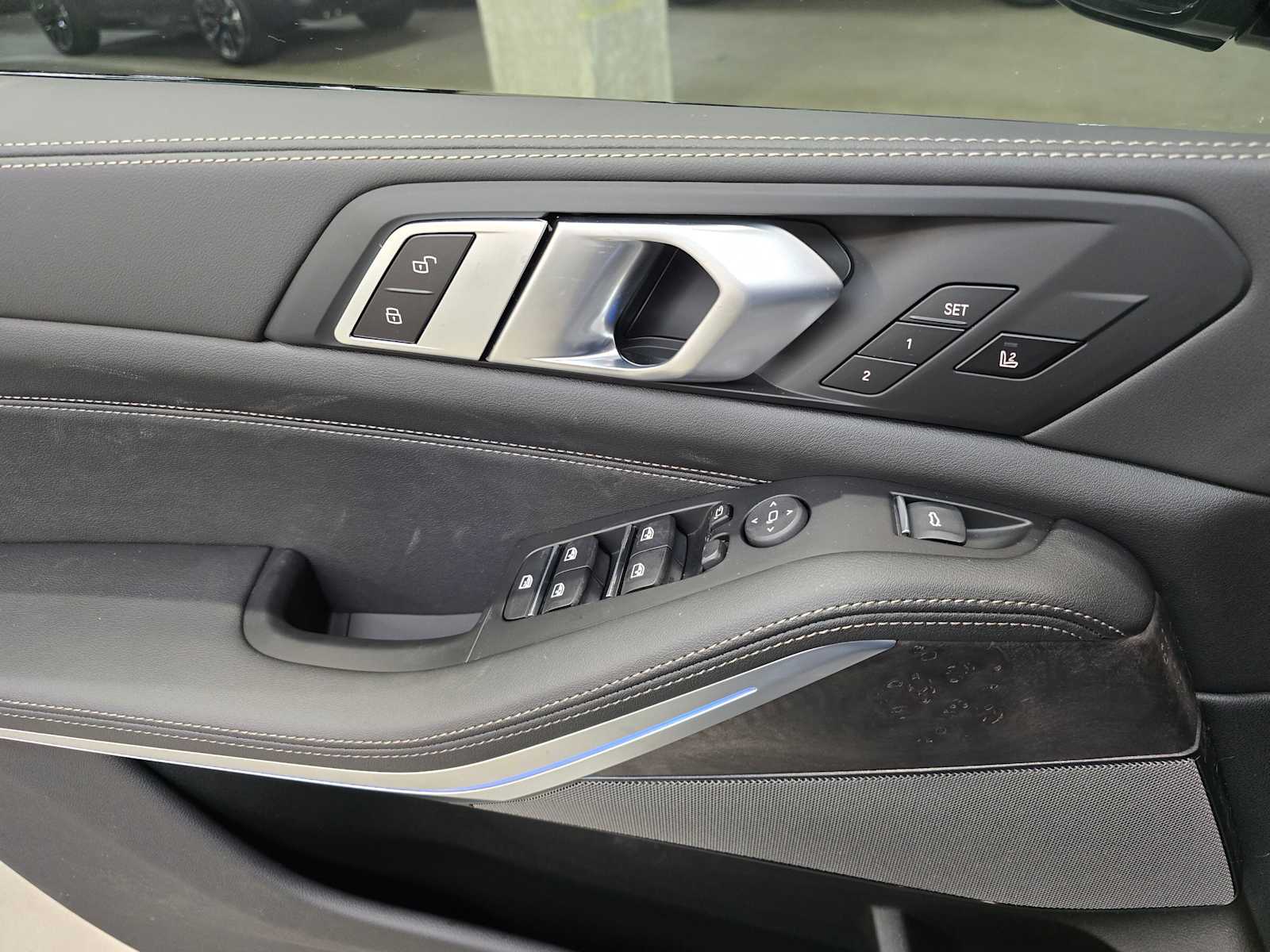 Thumbnail: 2026 BMW X5 - 21