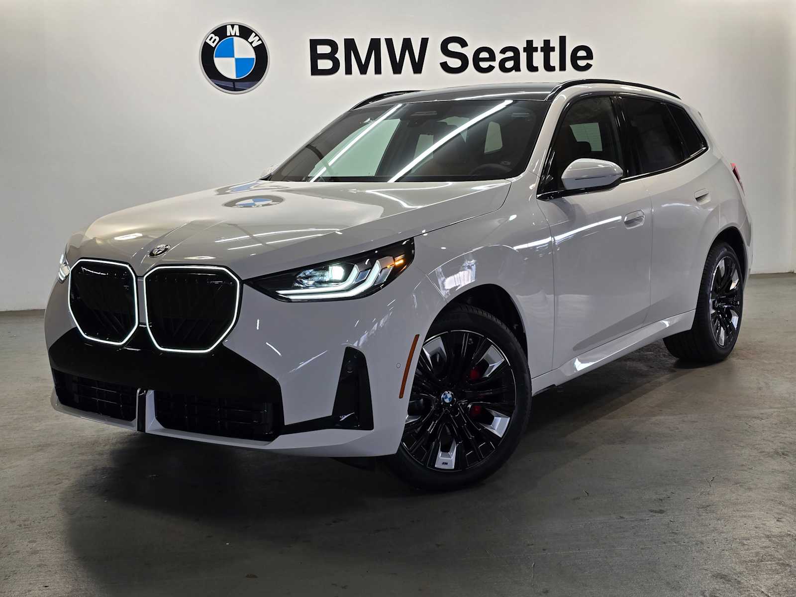 Thumbnail: 2026 BMW X3 - 1