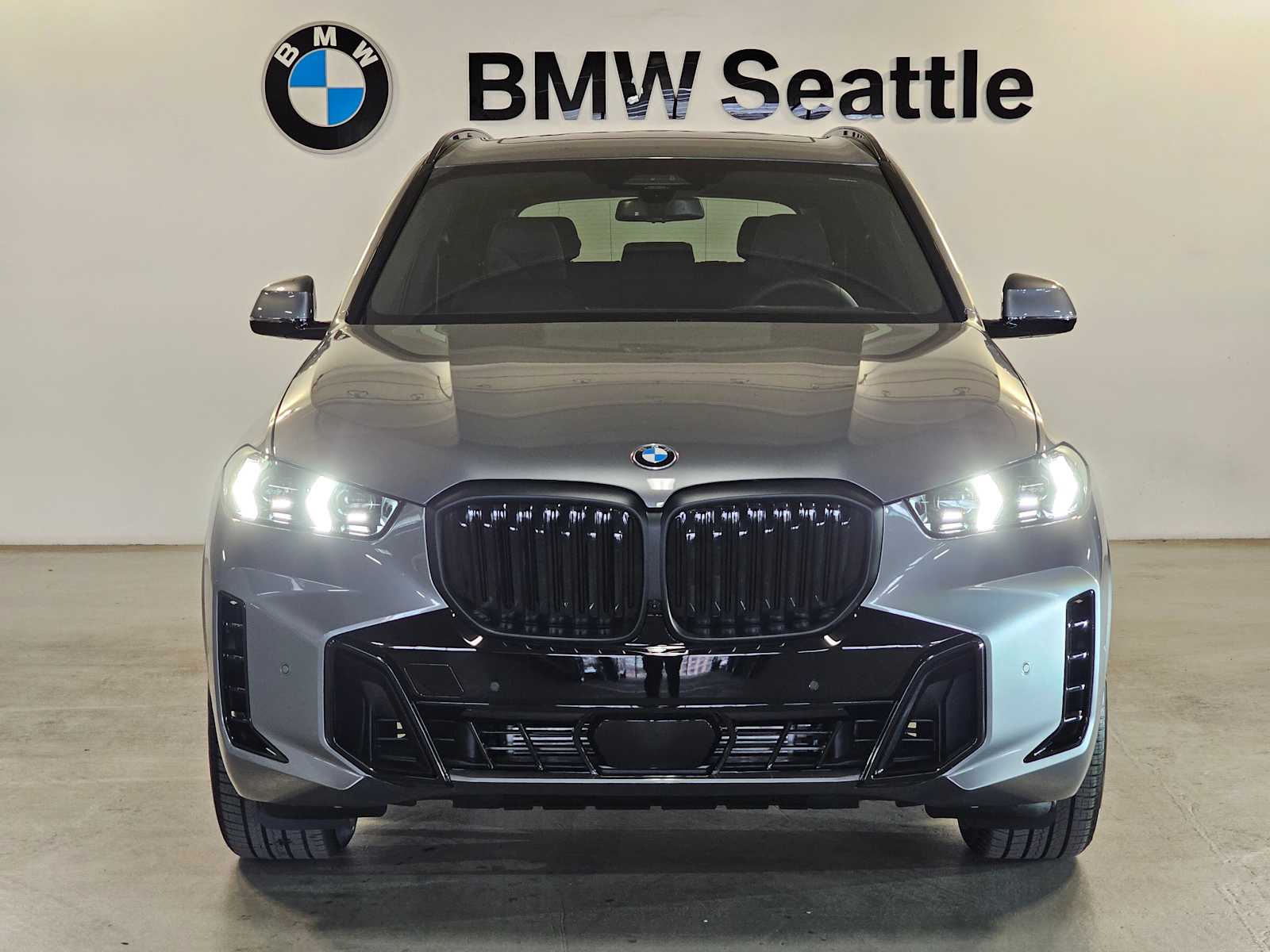 Thumbnail: 2026 BMW X5 - 6