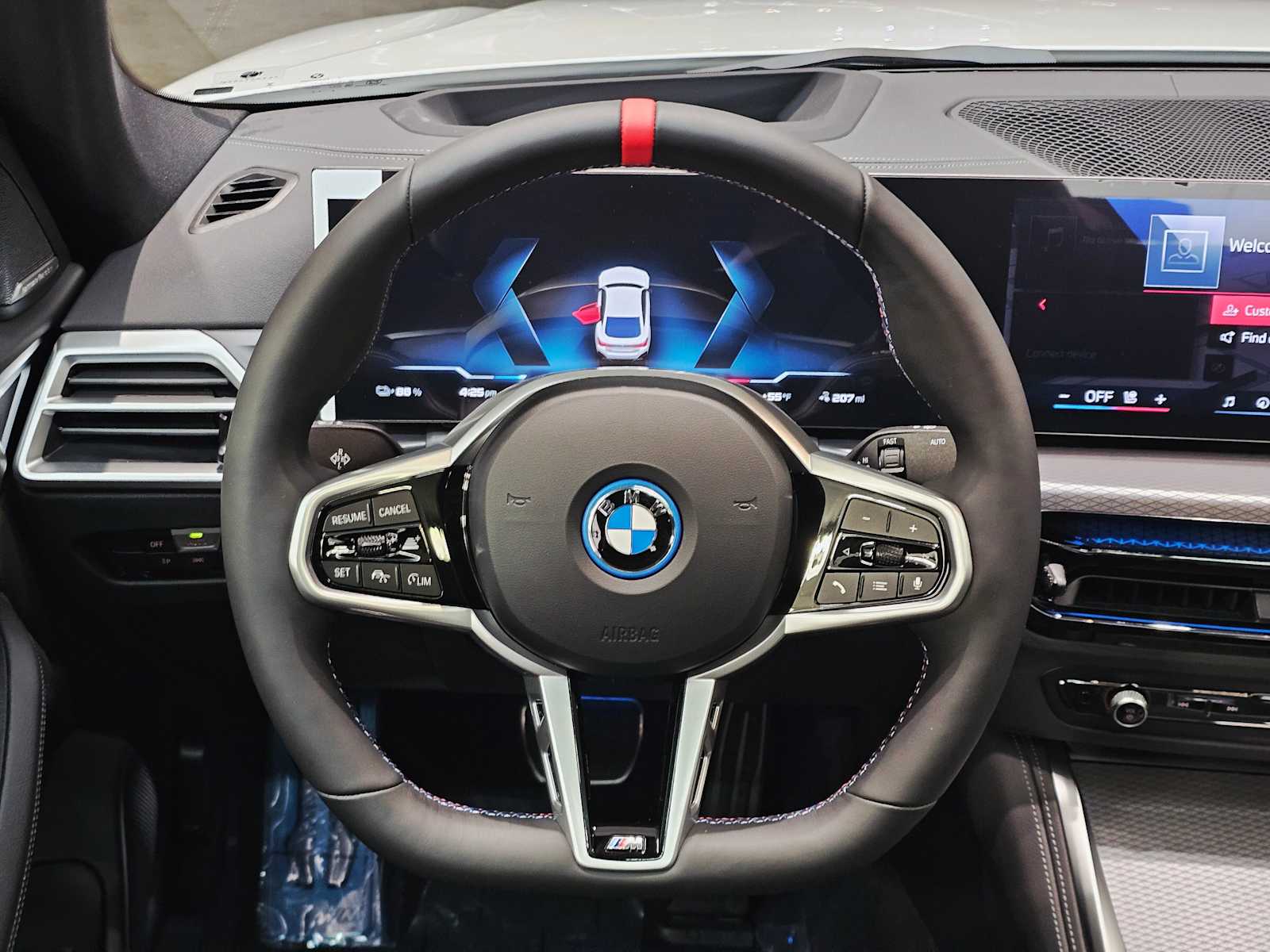 Thumbnail: 2025 BMW i4 - 11
