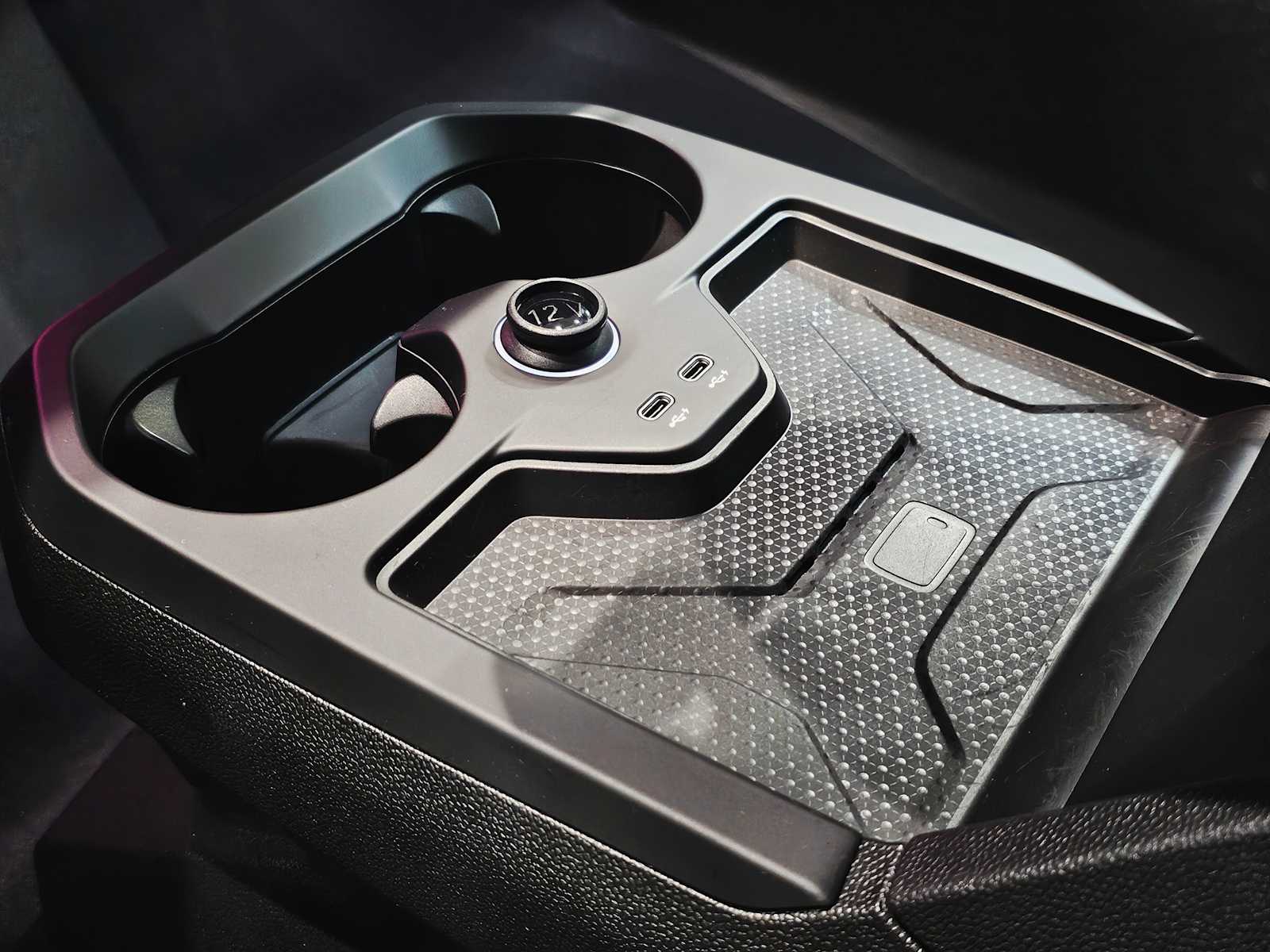 Thumbnail: 2025 BMW iX - 19