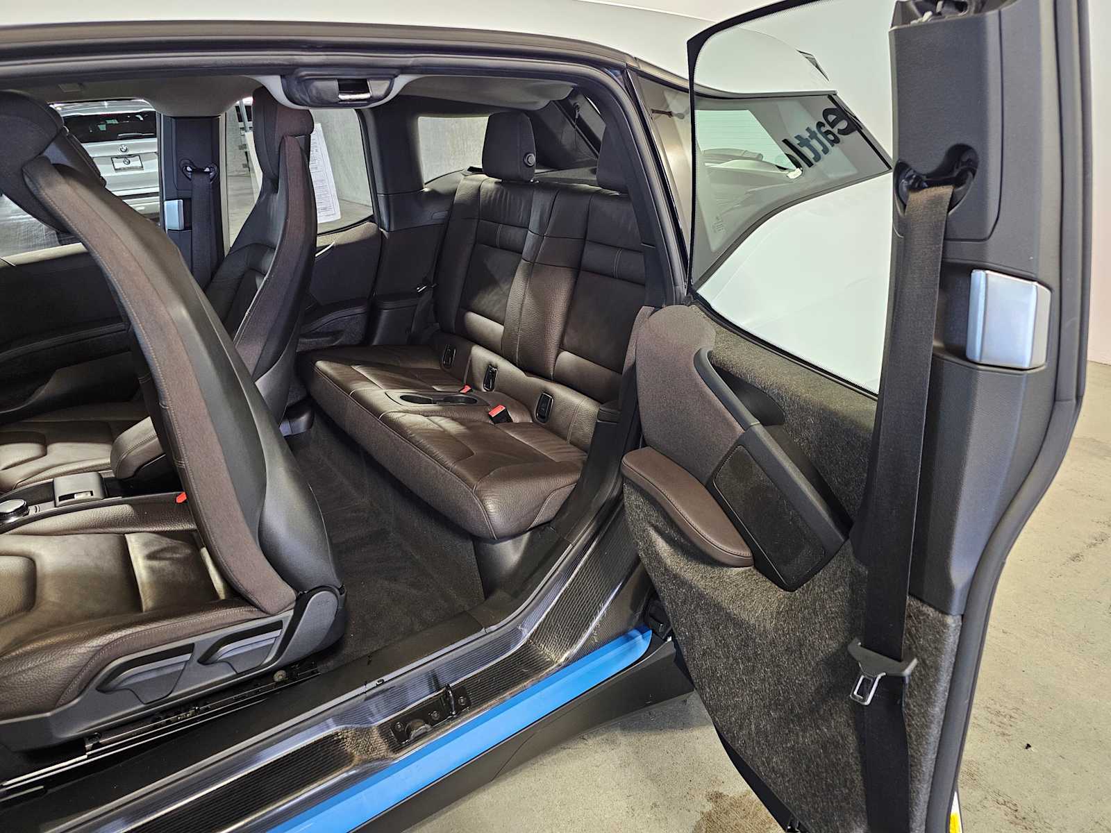 Thumbnail: 2017 BMW i3 - 35