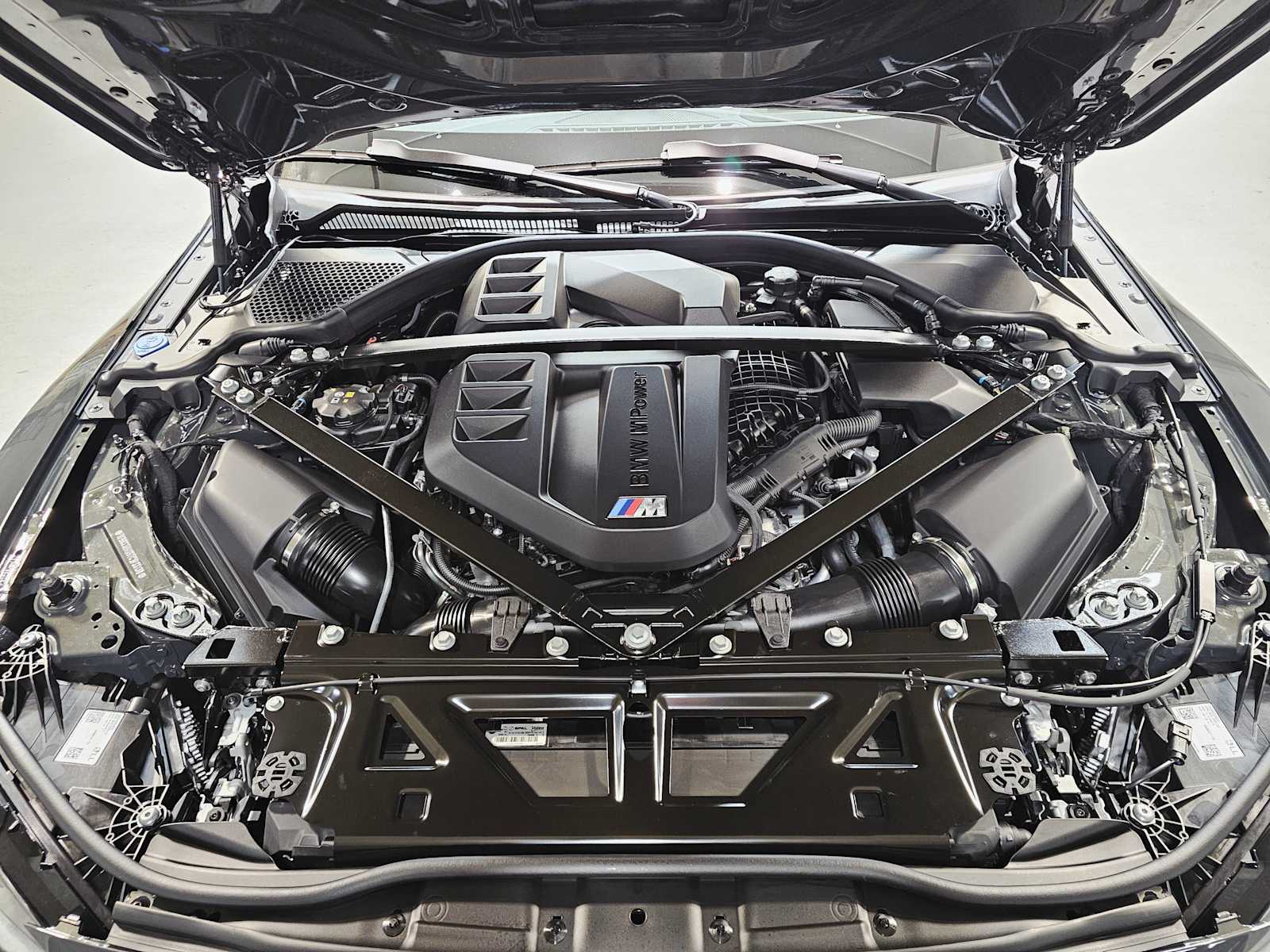 Thumbnail: 2026 BMW M4 - 9