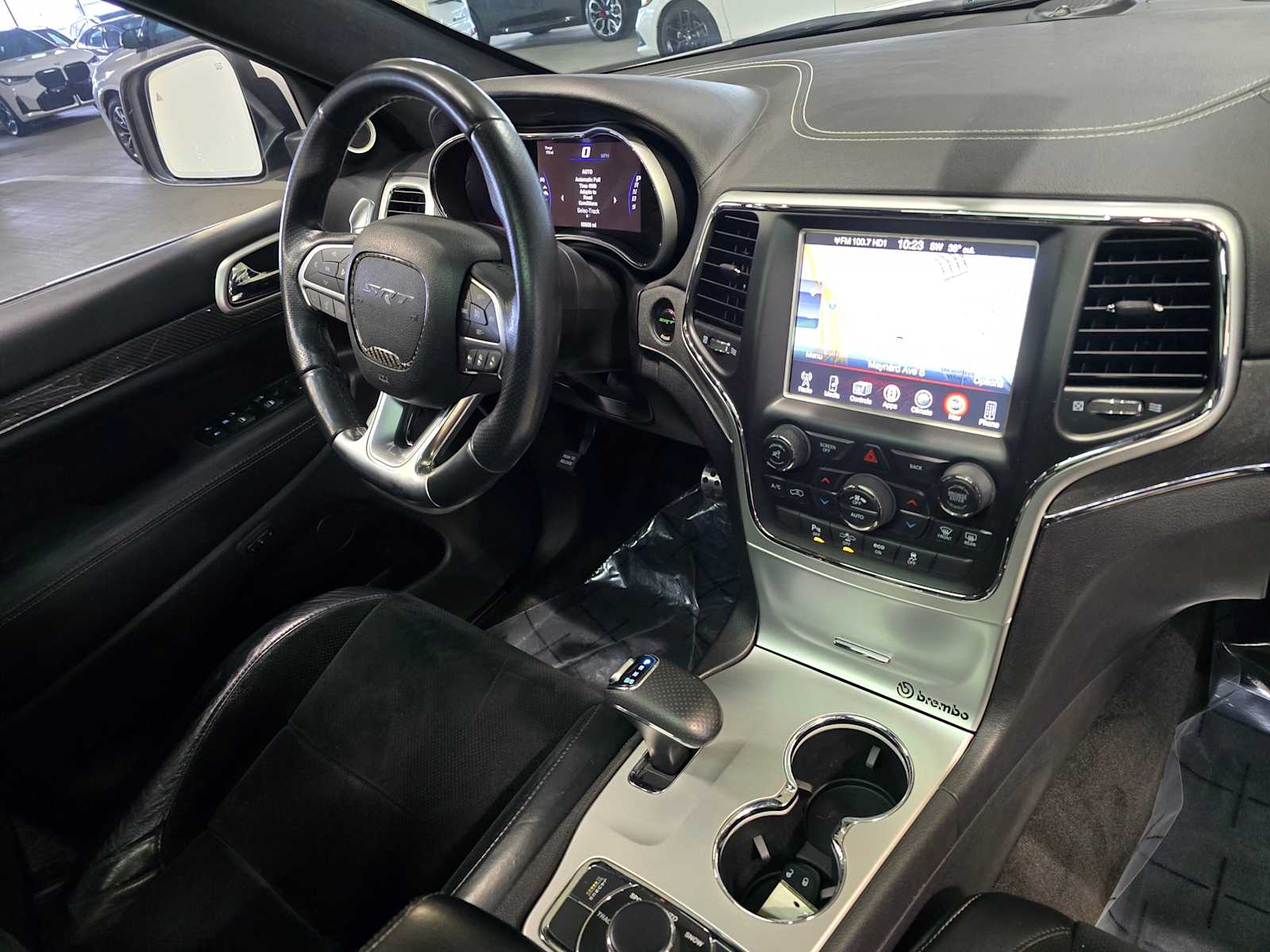 Thumbnail: 2015 Jeep Grand Cherokee - 34