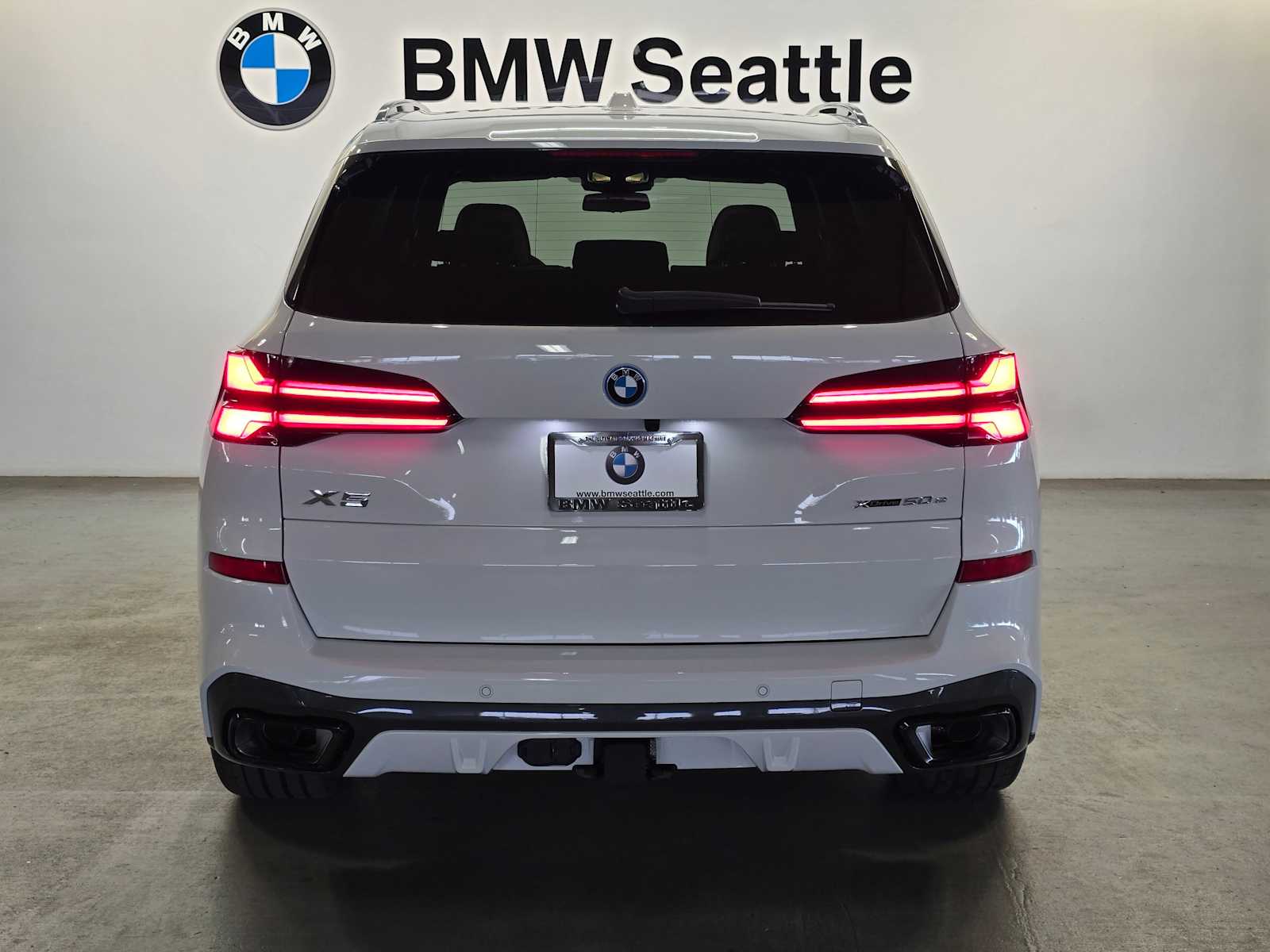 Thumbnail: 2026 BMW X5 - 5