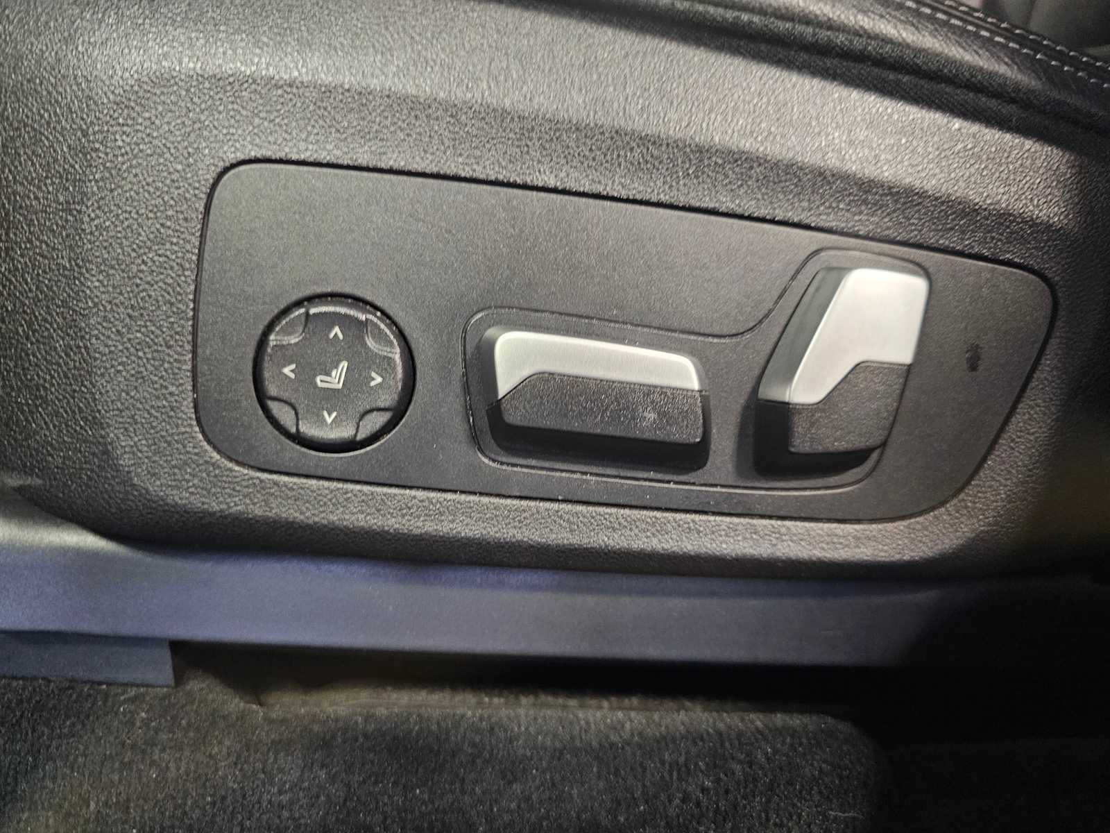 Thumbnail: 2021 BMW X3 - 29