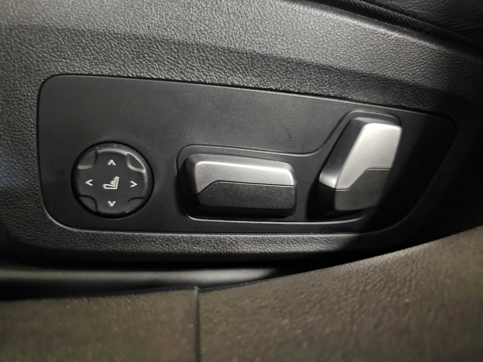 Thumbnail: 2023 BMW 4 Series - 29