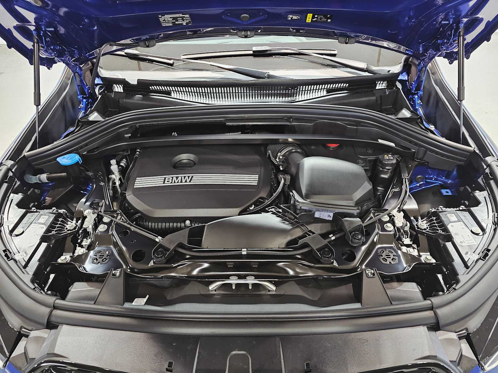 Thumbnail: 2026 BMW X1 - 9