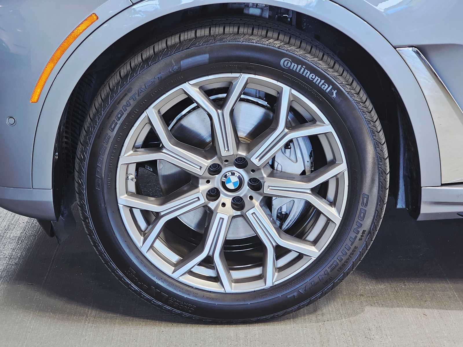 Thumbnail: 2024 BMW X7 - 8