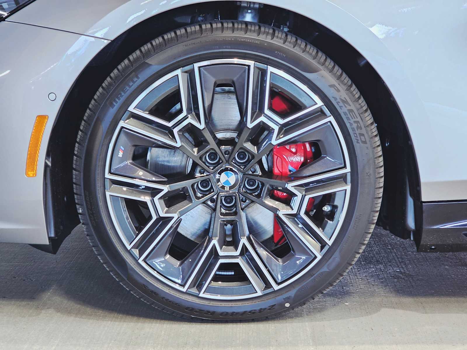 Thumbnail: 2026 BMW i5 - 8