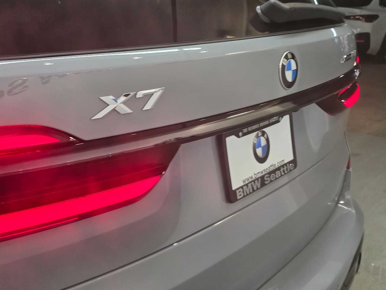 Thumbnail: 2026 BMW X7 - 7