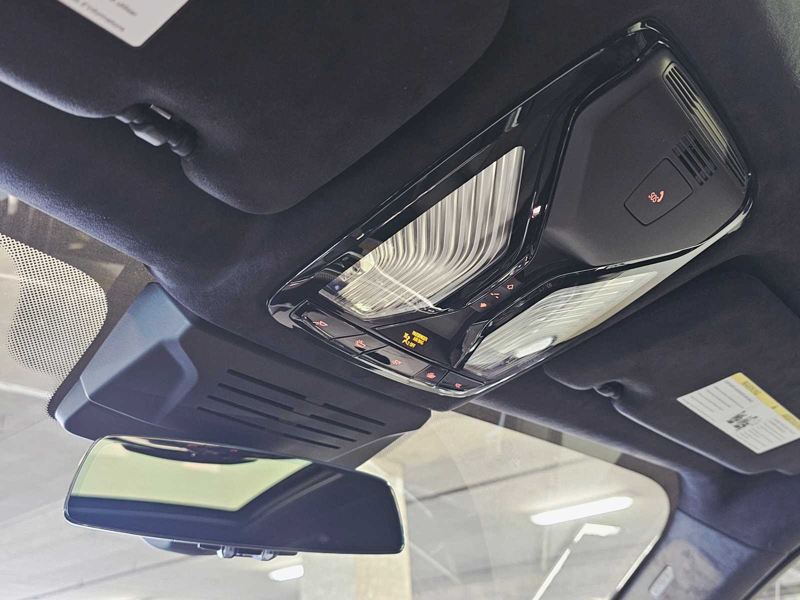 Thumbnail: 2026 BMW X7 - 21