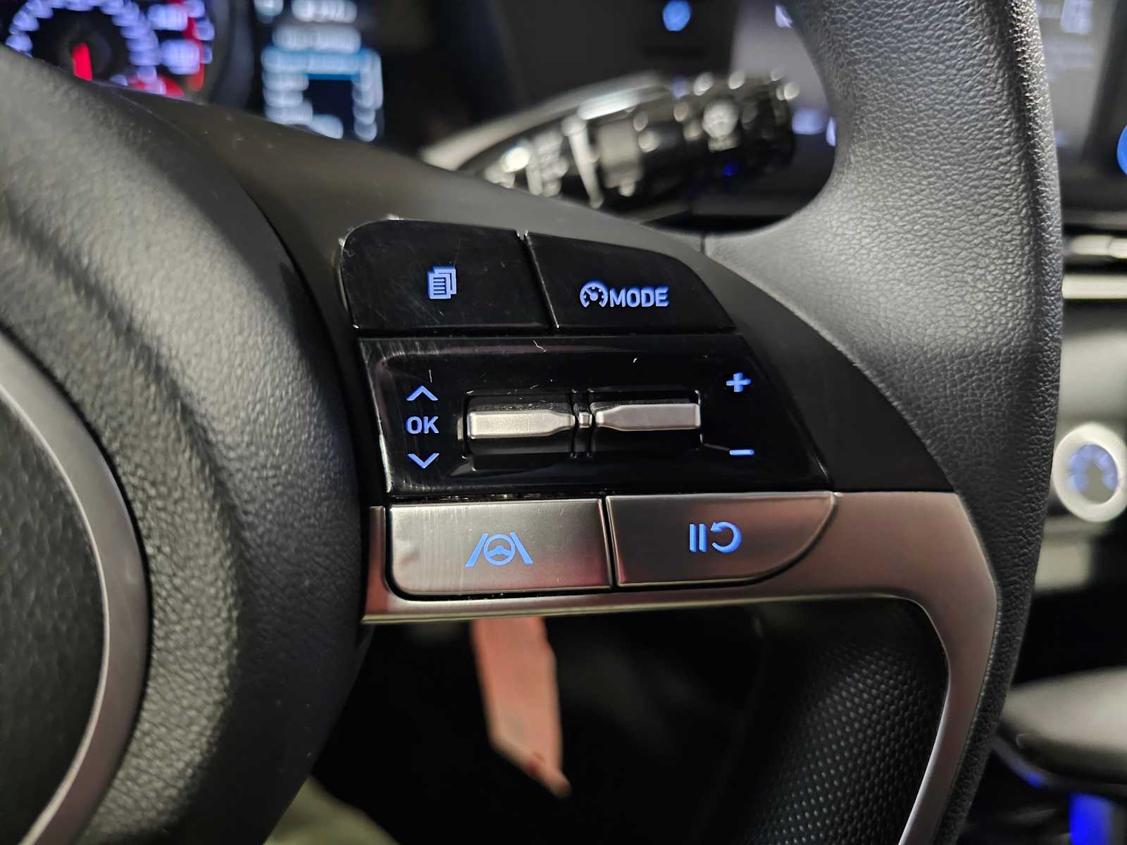 Thumbnail: 2022 Hyundai Elantra - 19