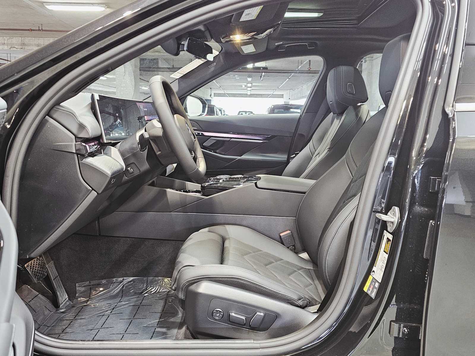 Thumbnail: 2026 BMW i5 - 23