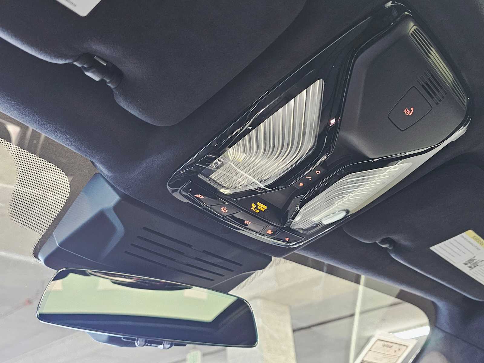 Thumbnail: 2026 BMW X7 - 21