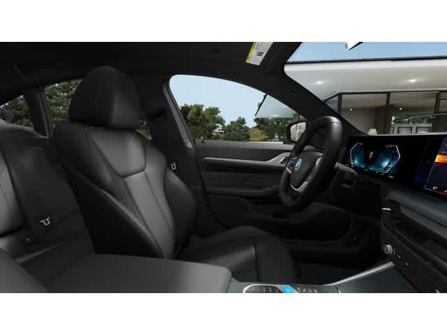 Thumbnail: 2025 BMW i4 - 9