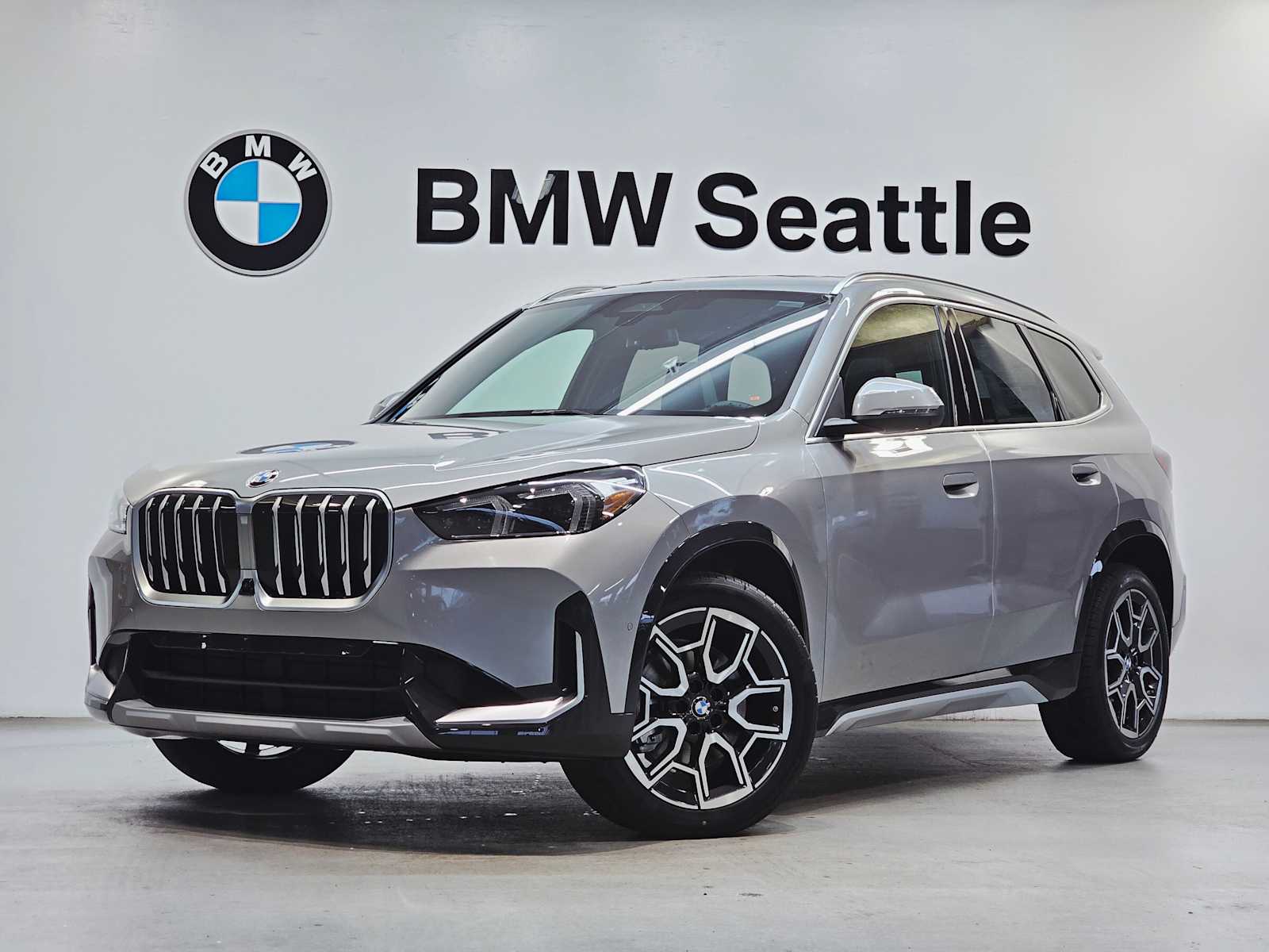Thumbnail: 2026 BMW X1 - 1