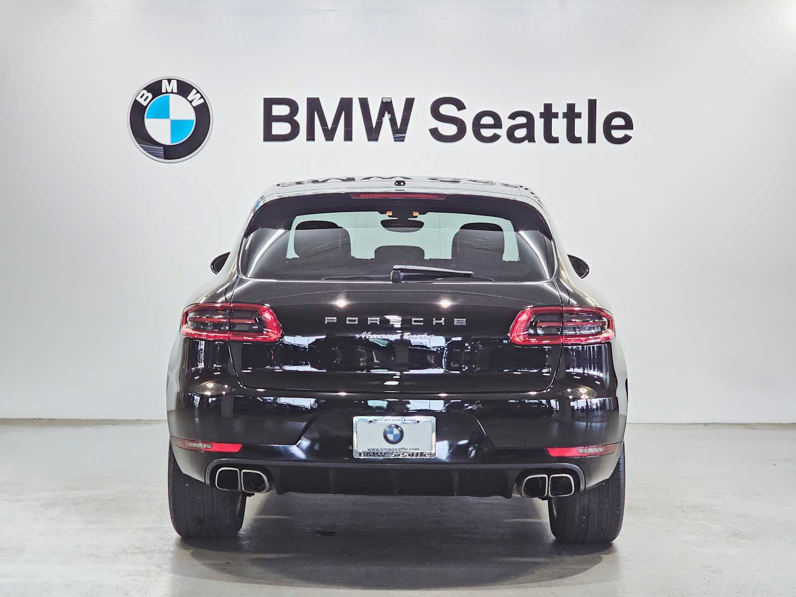 Thumbnail: 2016 Porsche Macan - 5