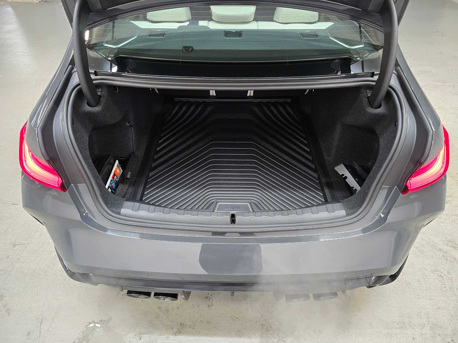 Thumbnail: 2026 BMW M3 - 30