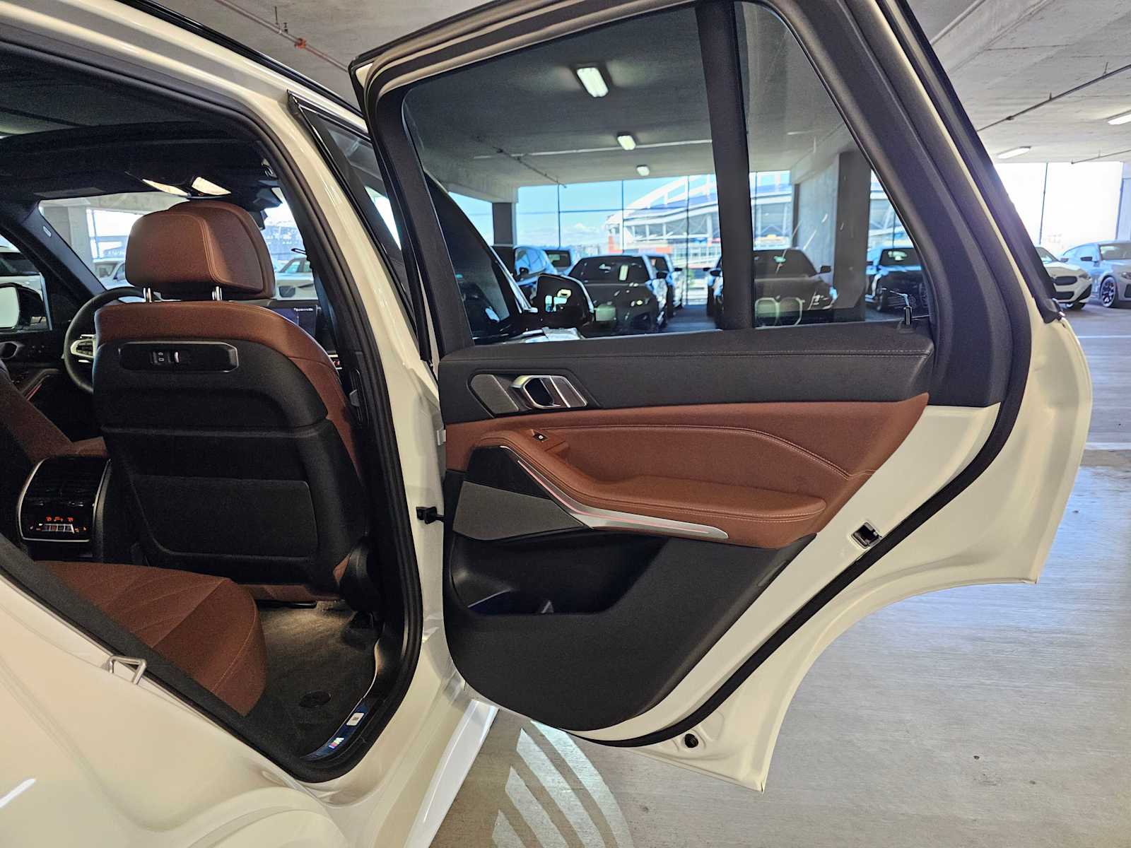 Thumbnail: 2026 BMW X5 - 29