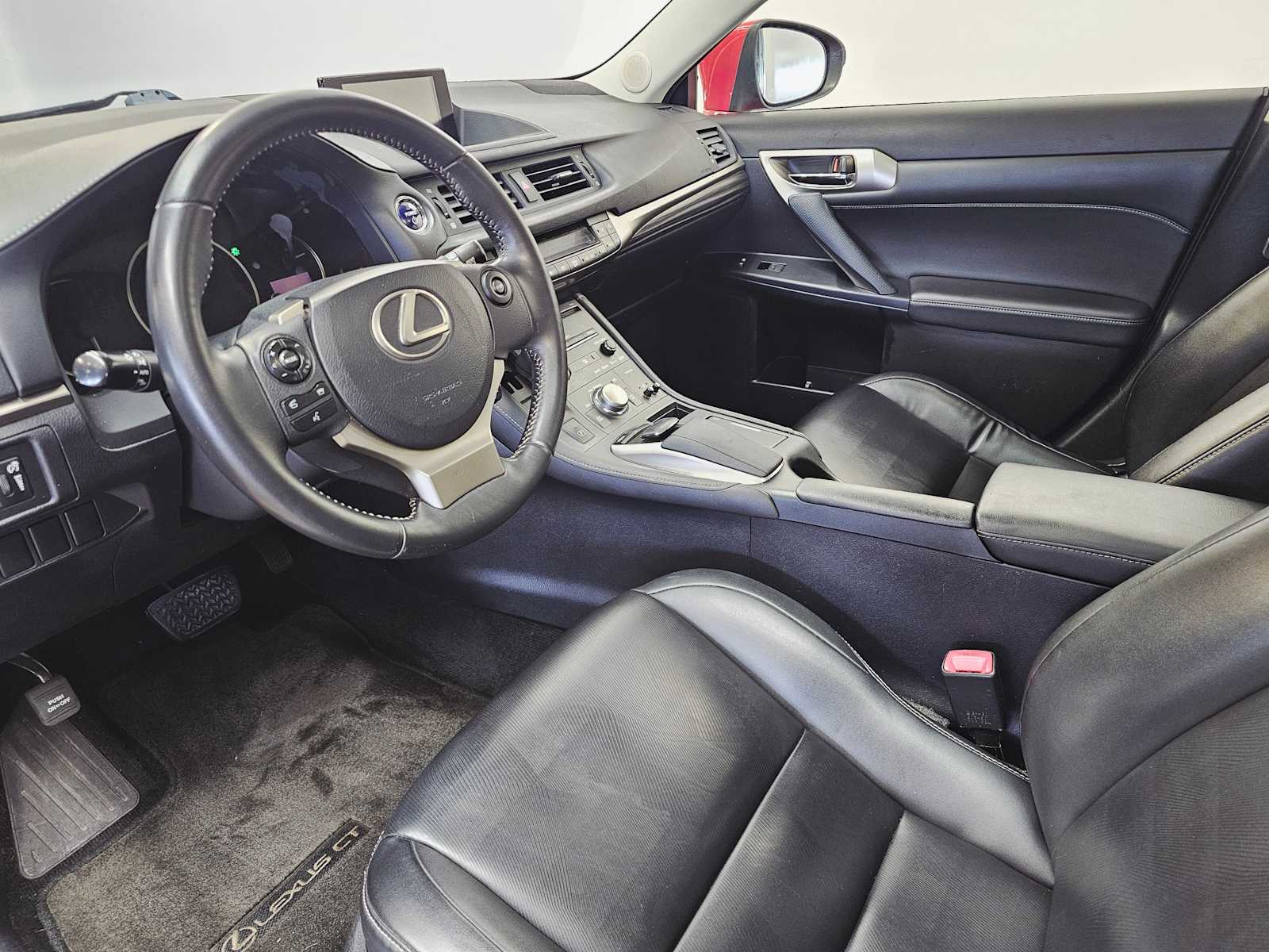 Thumbnail: 2014 Lexus CT - 2
