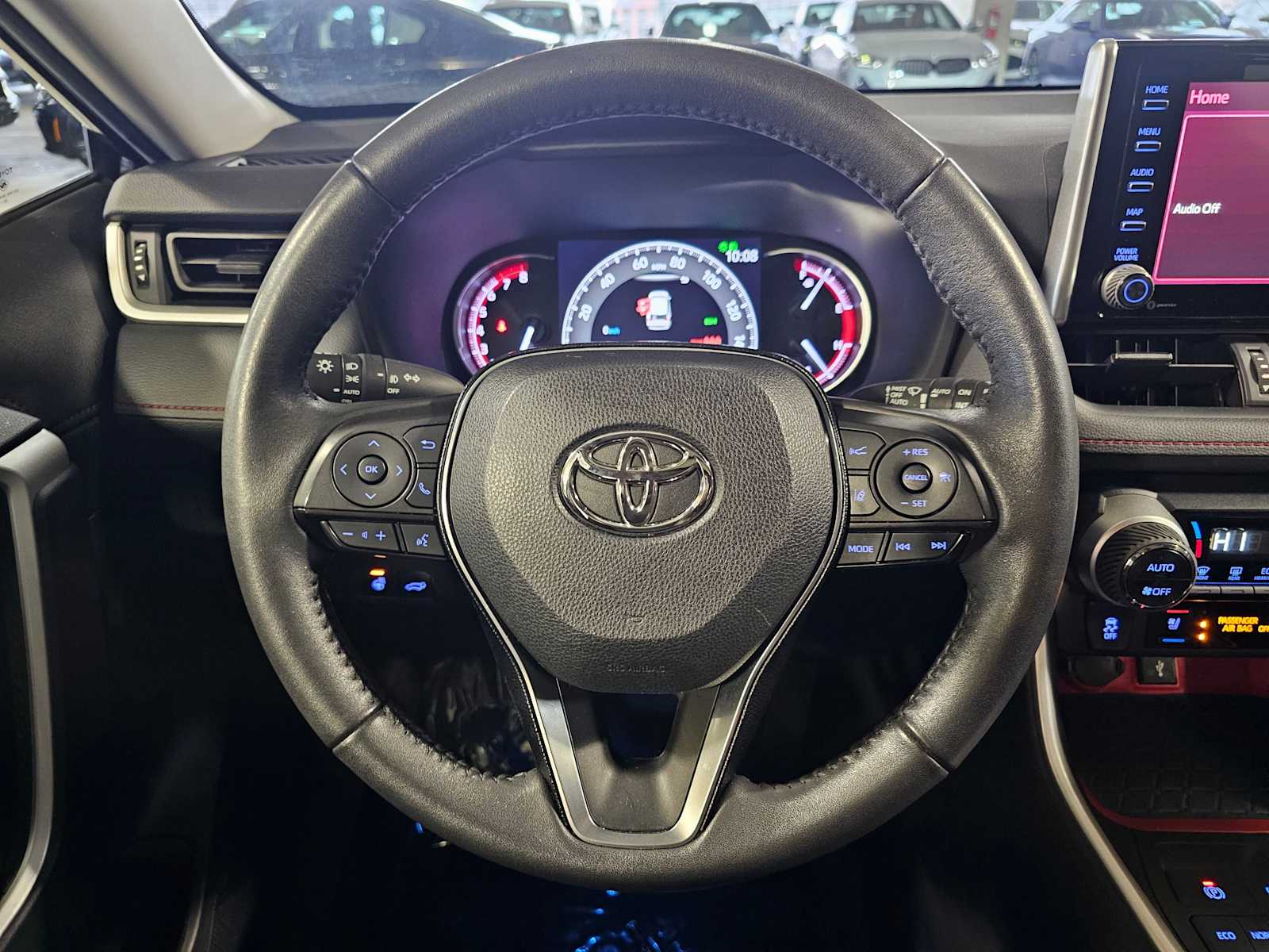 Thumbnail: 2021 Toyota RAV4 - 11