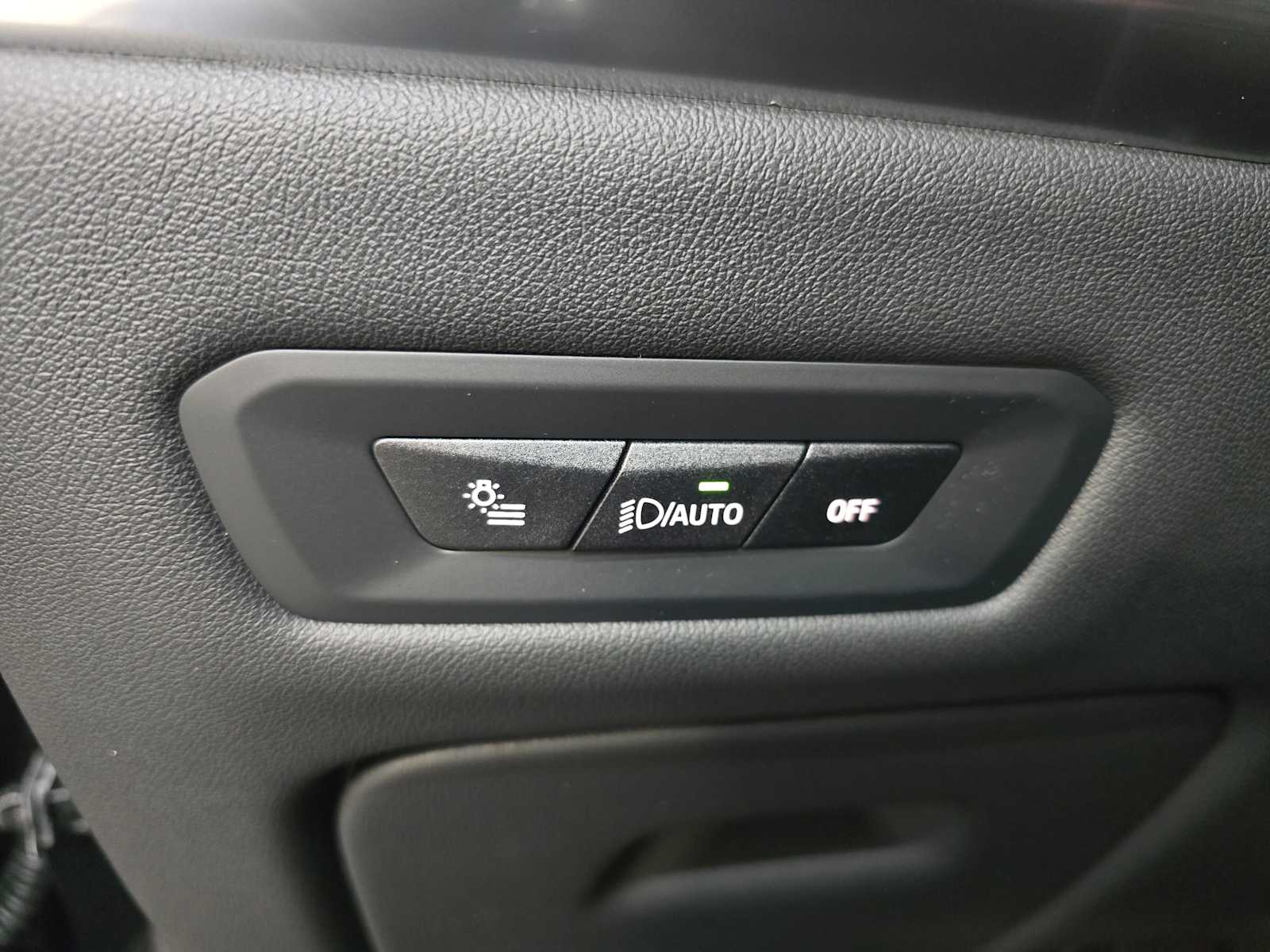 Thumbnail: 2026 BMW X5 - 22