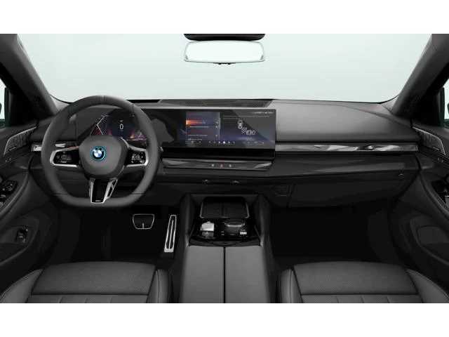 Thumbnail: 2027 BMW 5 Series - 7